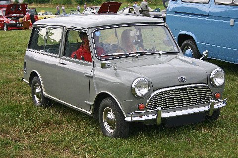 1966_Austin_mini_estate_0