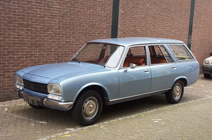 1975_Peugeot_504_Estate_1