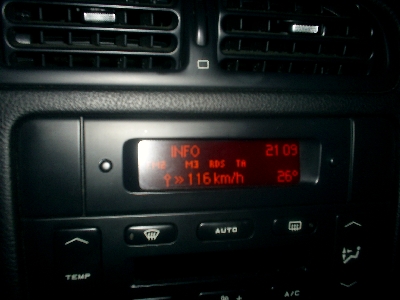 2003_Peugeot_406_5.jpg