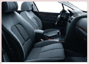 2007_Peugeot_407_5.jpg